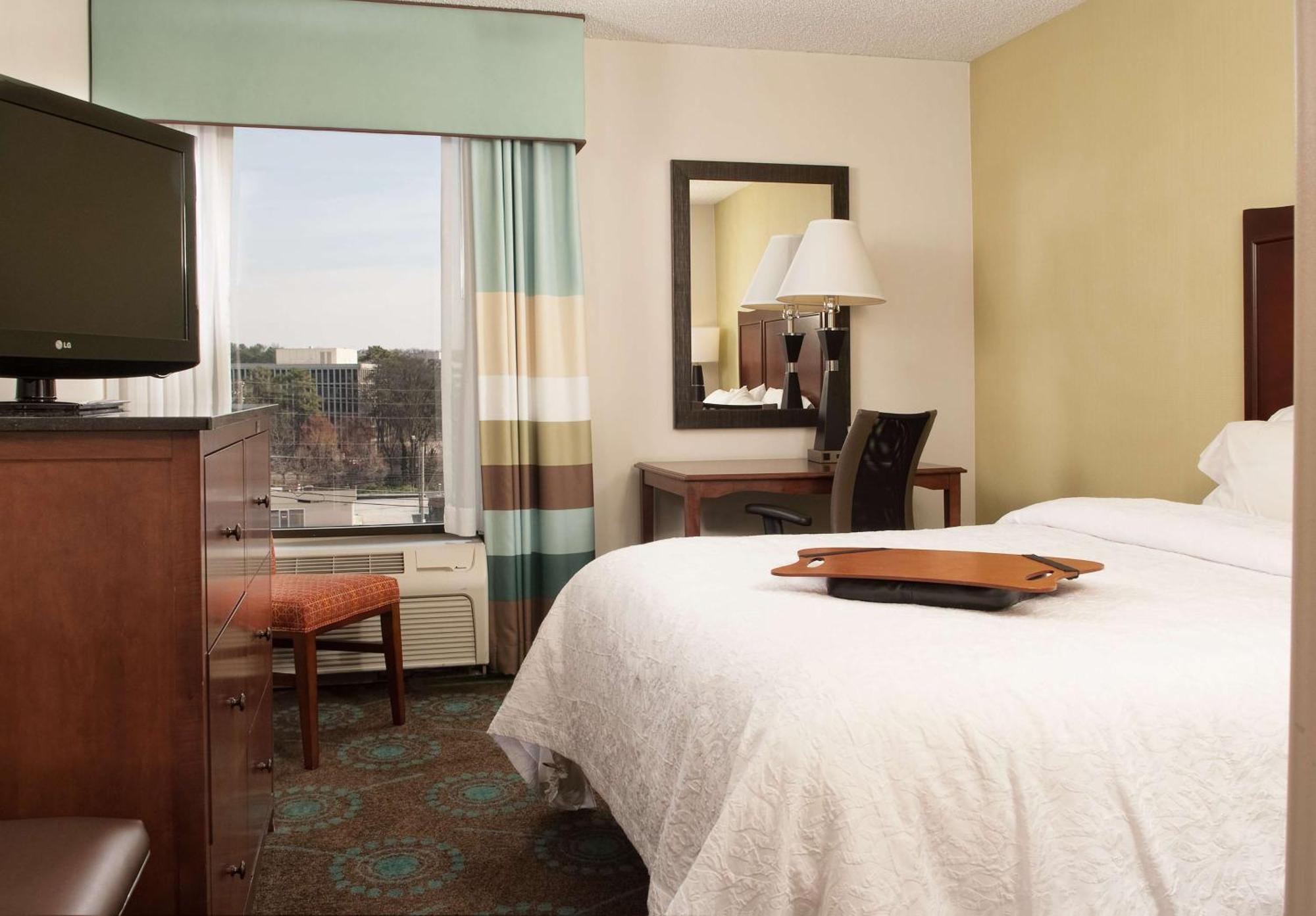 Hampton Atlanta-north 3*