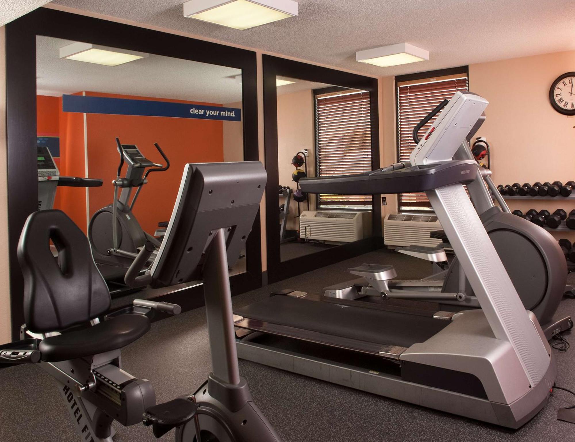 Hampton Atlanta-north 3*