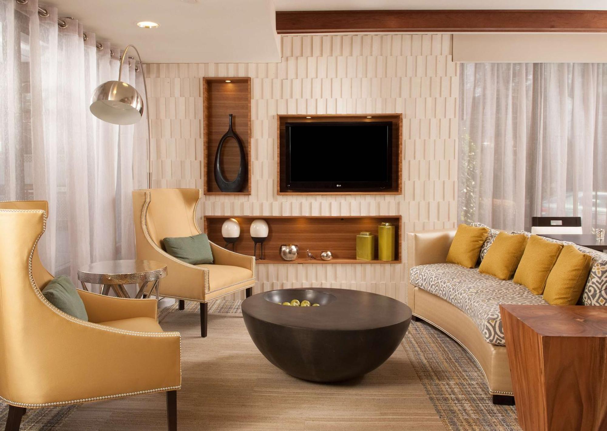 Hampton Atlanta-north 3*